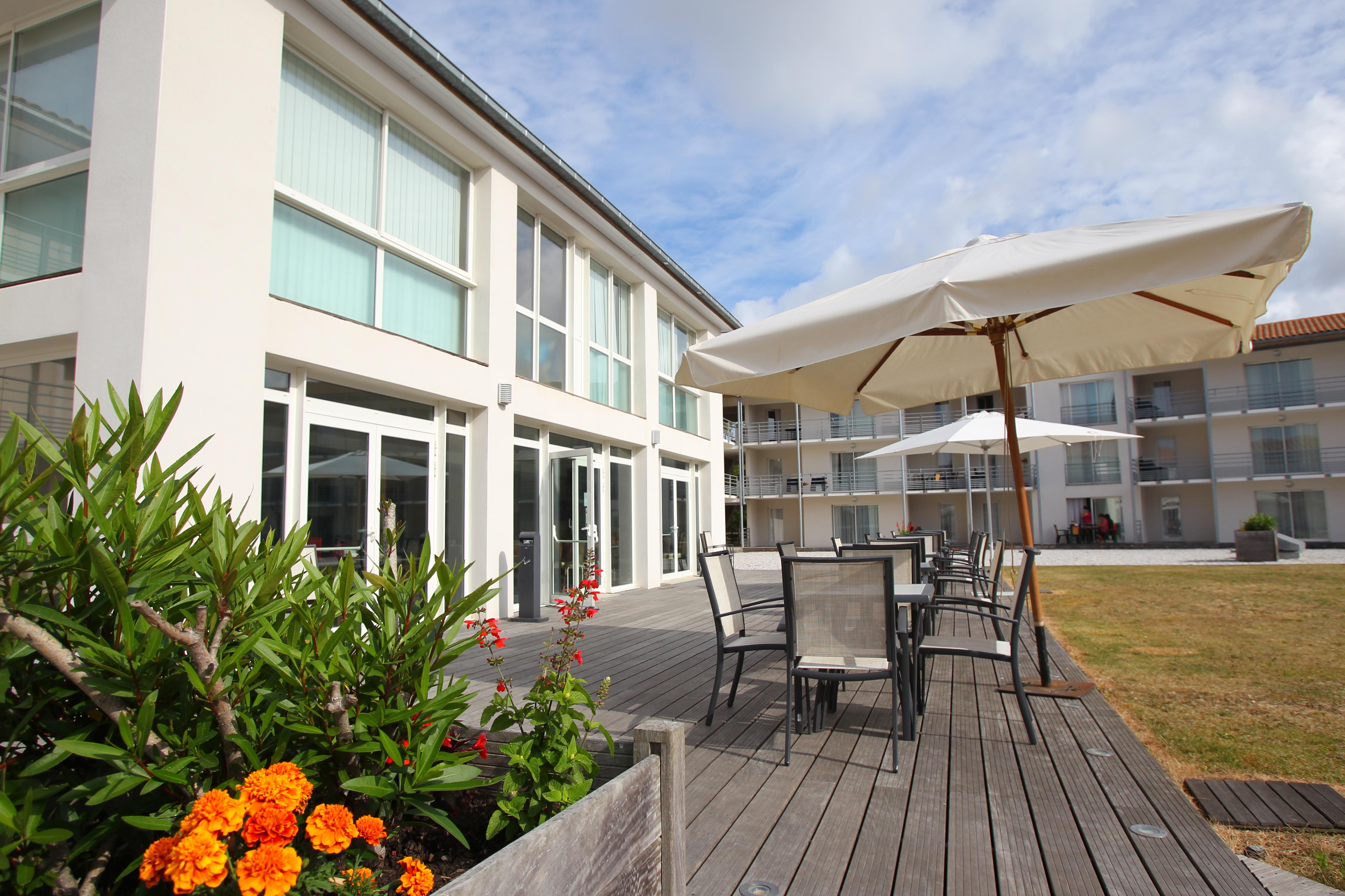 Vacanceole - Le Domaine Du Chateau - La Rochelle / Ile De Re Lagord Ngoại thất bức ảnh