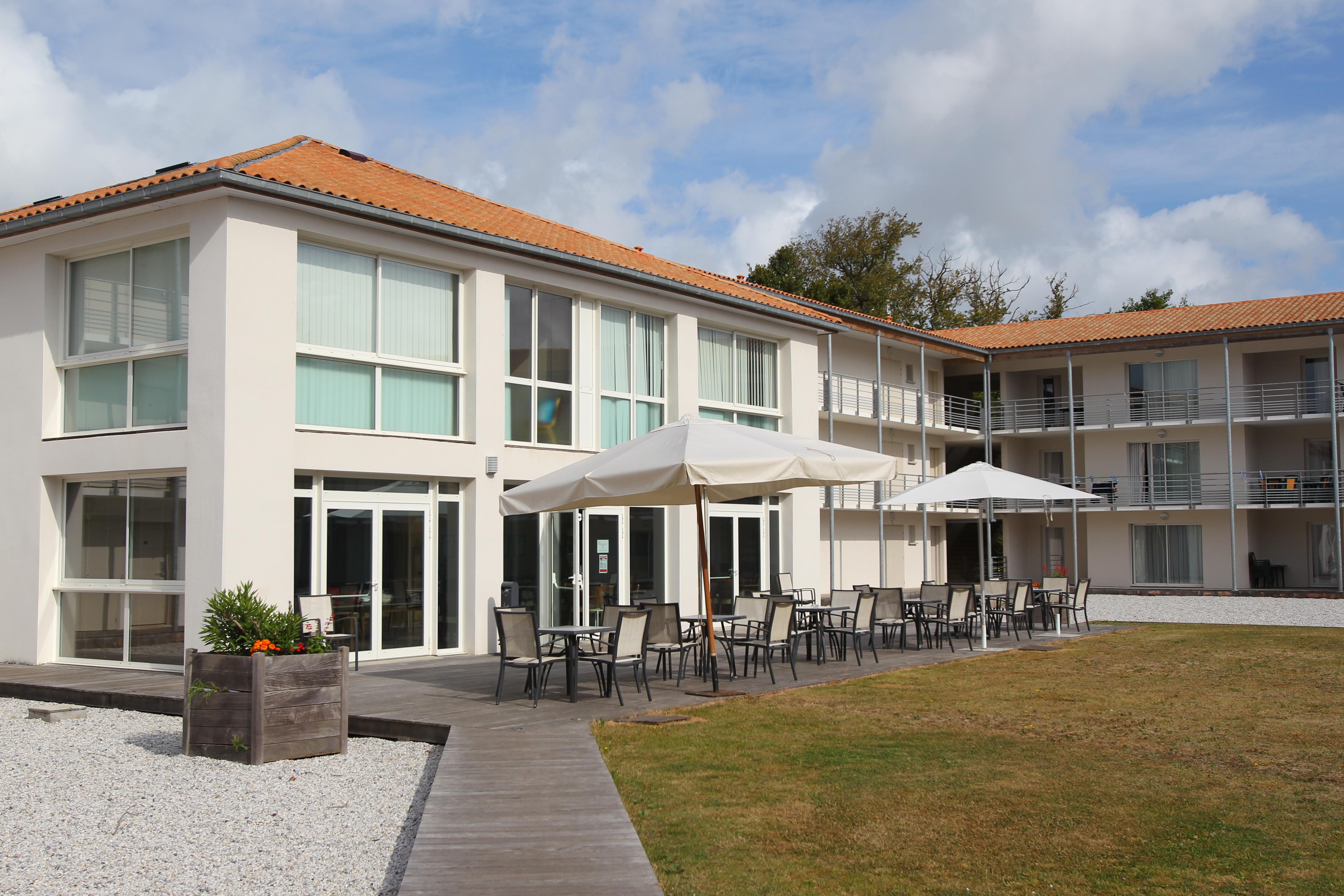 Vacanceole - Le Domaine Du Chateau - La Rochelle / Ile De Re Lagord Ngoại thất bức ảnh